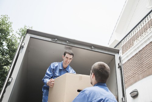 Moving assistance for homes and businesses around Chessington
